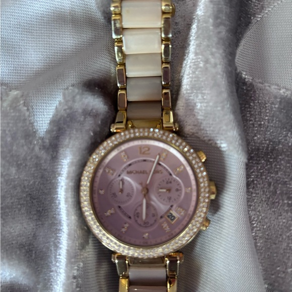 Michael Kors bedazzled watch NWT - Picture 9 of 10